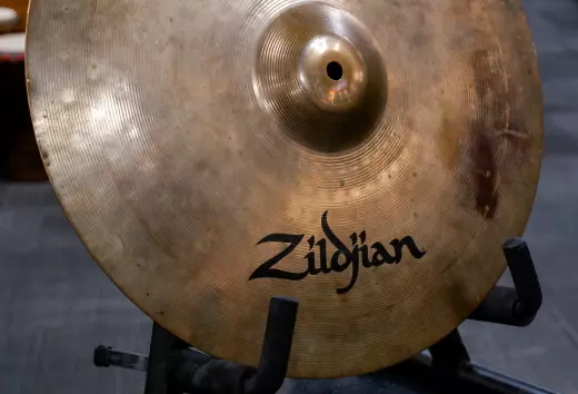 Zildjian - ZBT16C - ZBT Series - 16 inch Crash 3